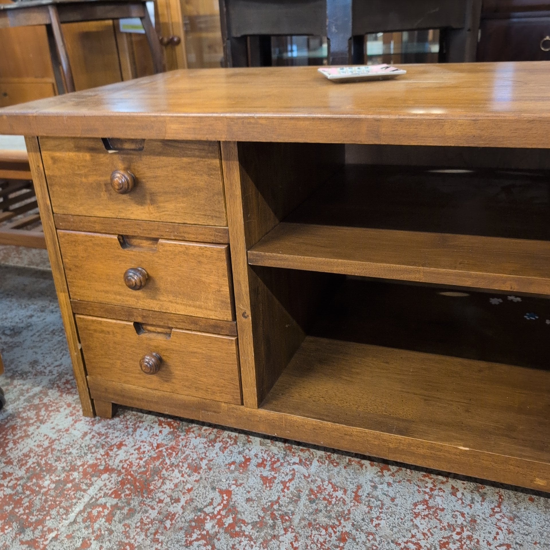 TV Unit